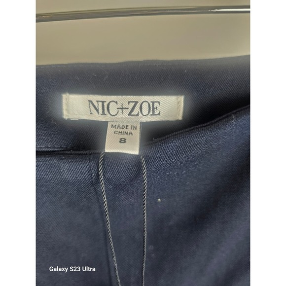 NIC & ZOE - Picture 4 of 6